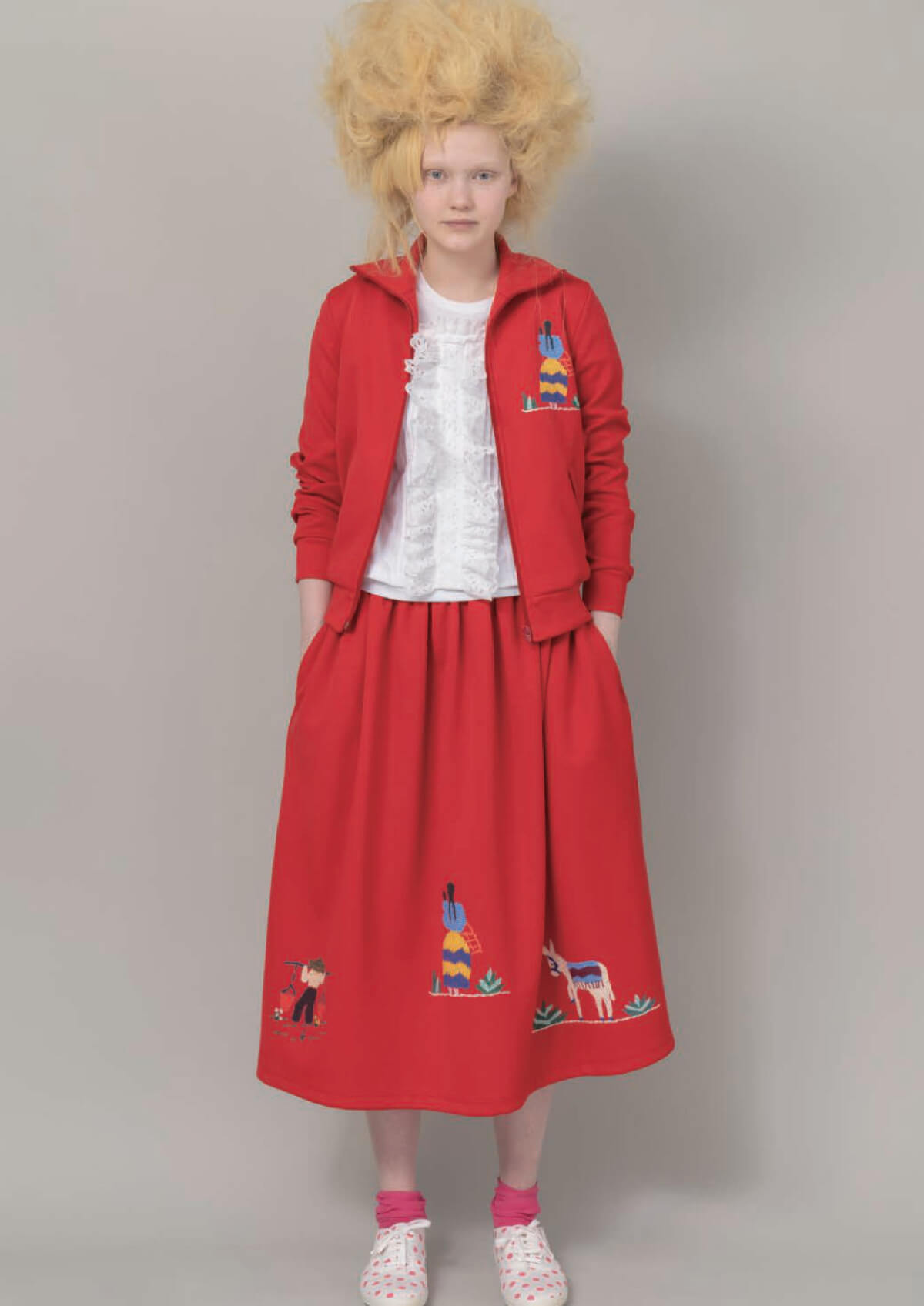 大規模セール コムデギャルソンガール ガール刺繍スカート