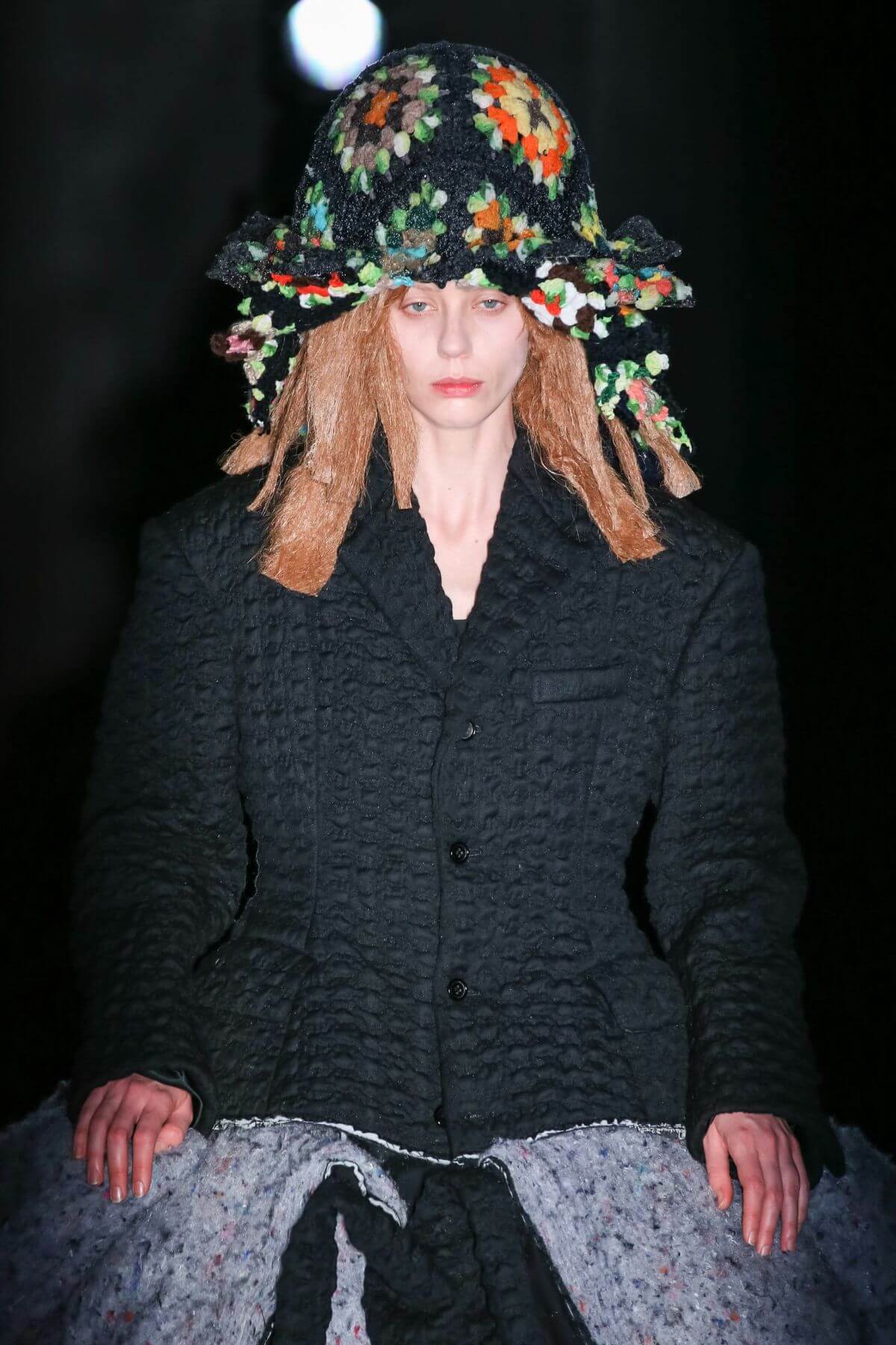 commedesgarcons 22aw look 002