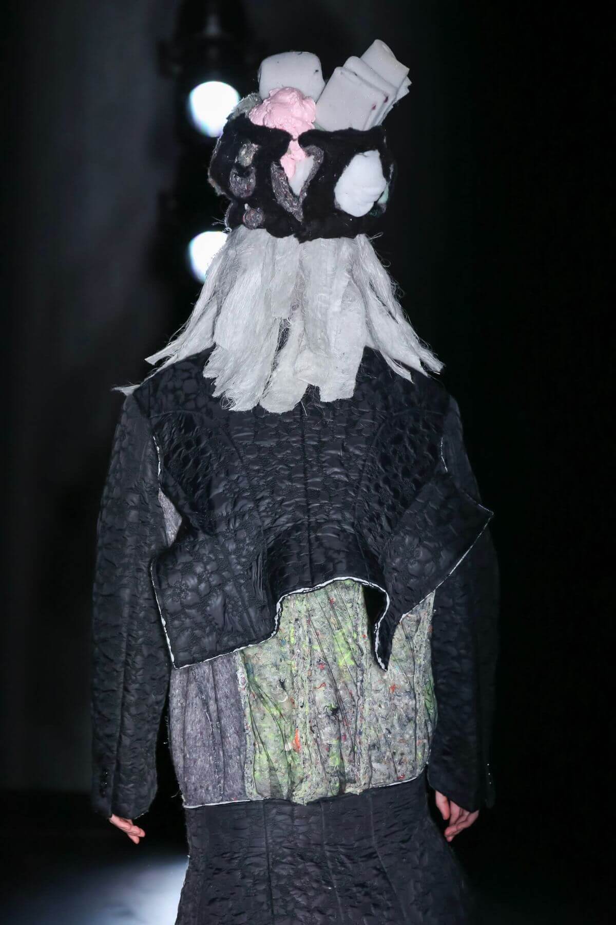 commedesgarcons 22aw look 007