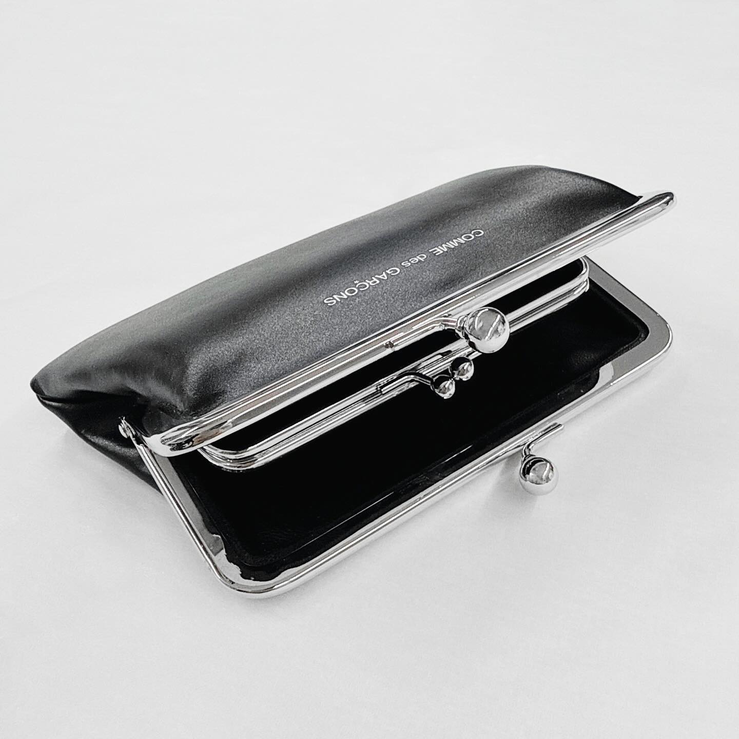 17927649239878480_cdgfreakcom