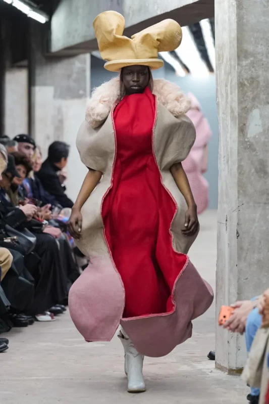 コムデギャルソンのコレクション【最新・過去・テーマまとめ】